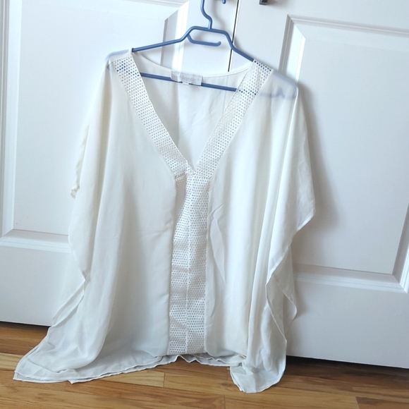 White beach cover up dress - Picture 3 of 5